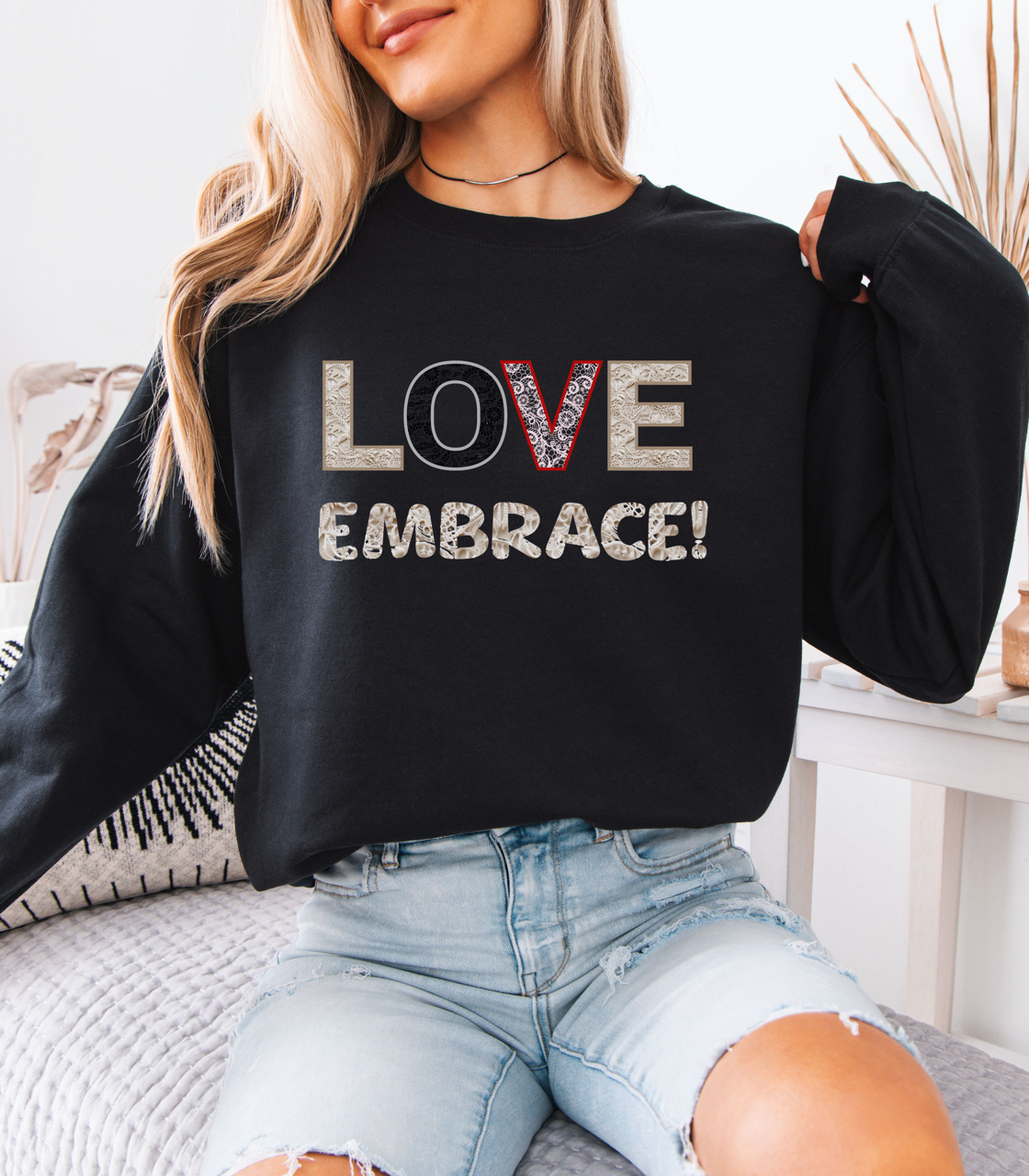 Love Embrace Sweatshirt, Cozy Winter Pullover, Warm Hug Jumper, Comfortable Clothing, Soft Anniversary Gift, Gender Neutral